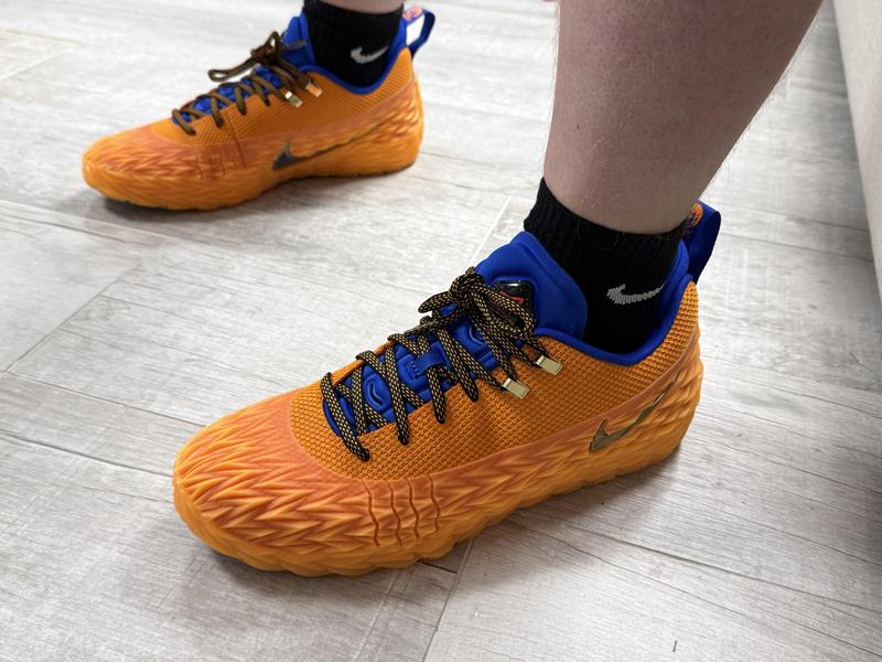 Nike S.T. Charge 'Rugged' Basketball Shoes | Dick's Sporting Goods