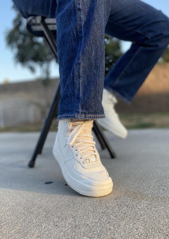 Customer photo for "Comfort All Day, Not All Seasons..."
