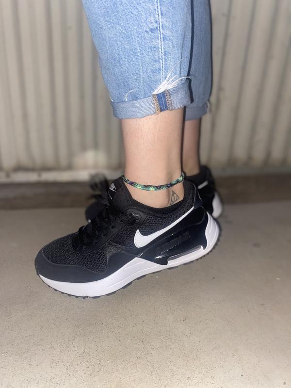 Customer photo for "Kids Air Max System B&W"