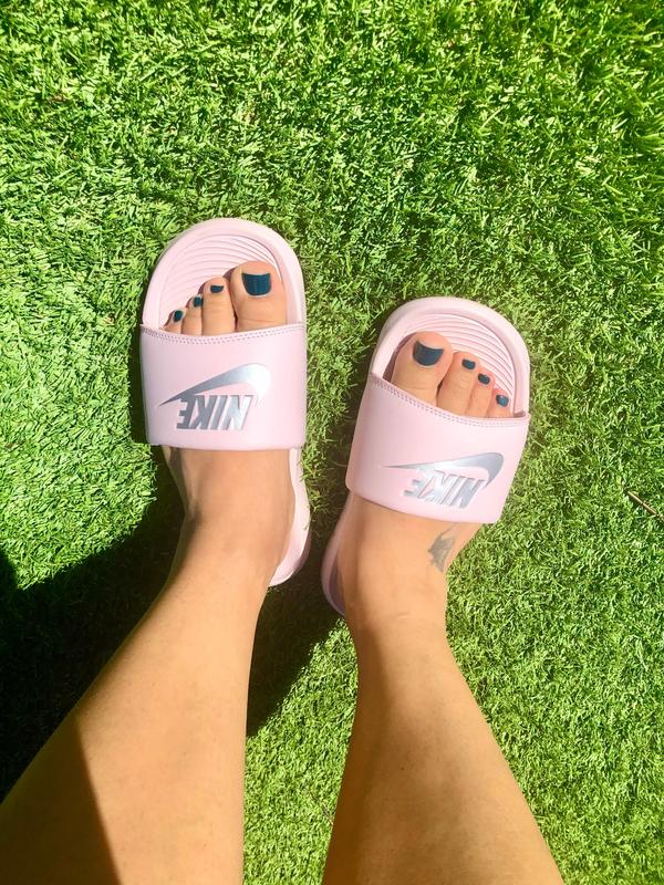 nike victori one slide women's