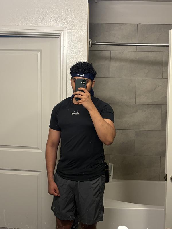 Customer photo for "Nobody does it better than Nike Pro Training for all your Exercising Needs"
