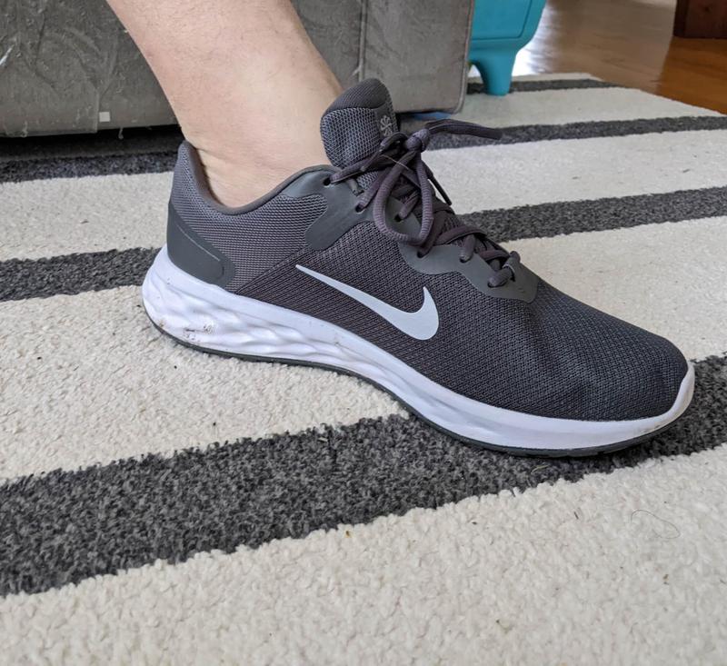 Nike Revolution 6 Running Shoes