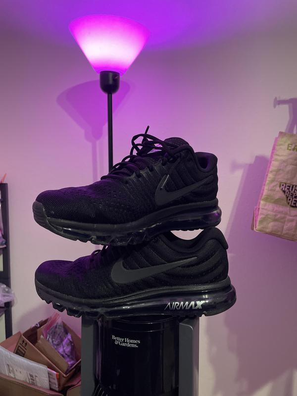 When “AIRMAX” lettering gets creased, you’ll be using the air unit