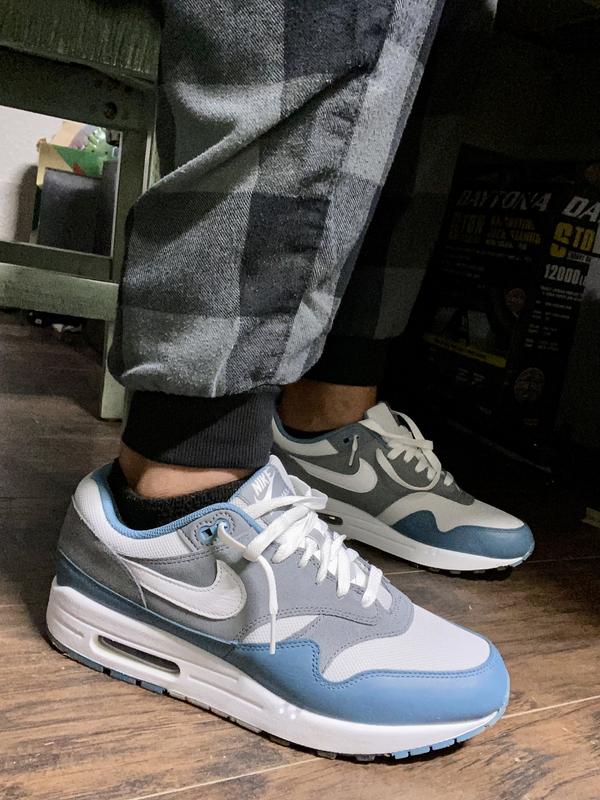 Customer photo for "90s vibes"
