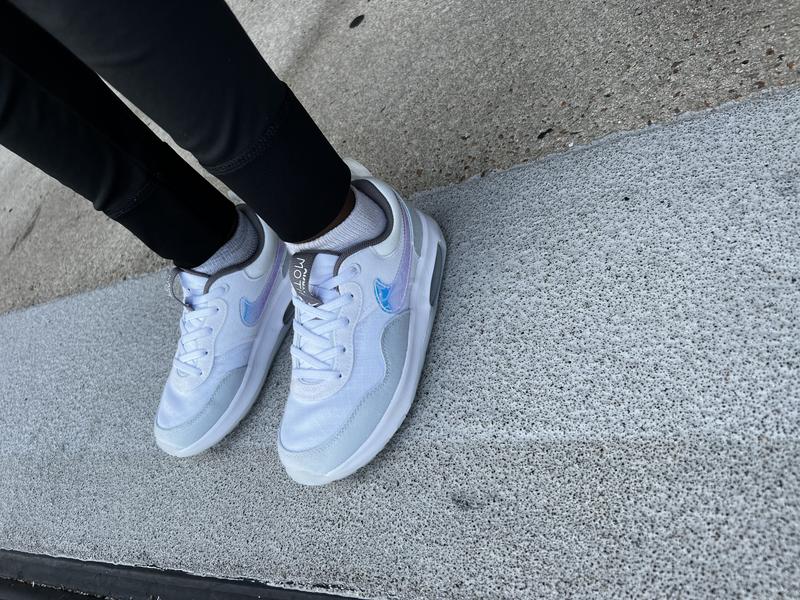 Customer photo for "Decent shoe overall"