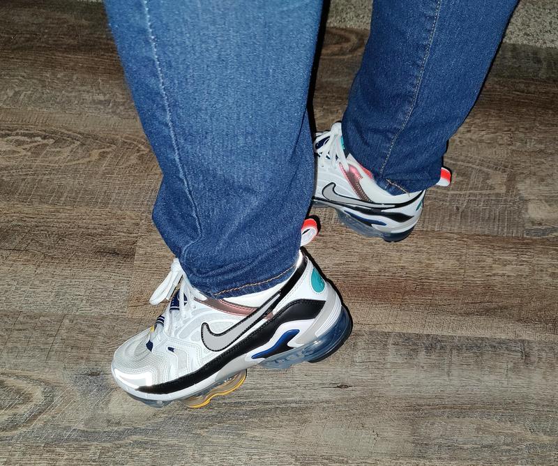 Nike Air Vapormax EVO shoes