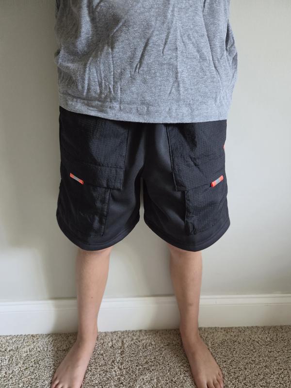 Customer photo for "Confy cargo shorts with roomy pockets"