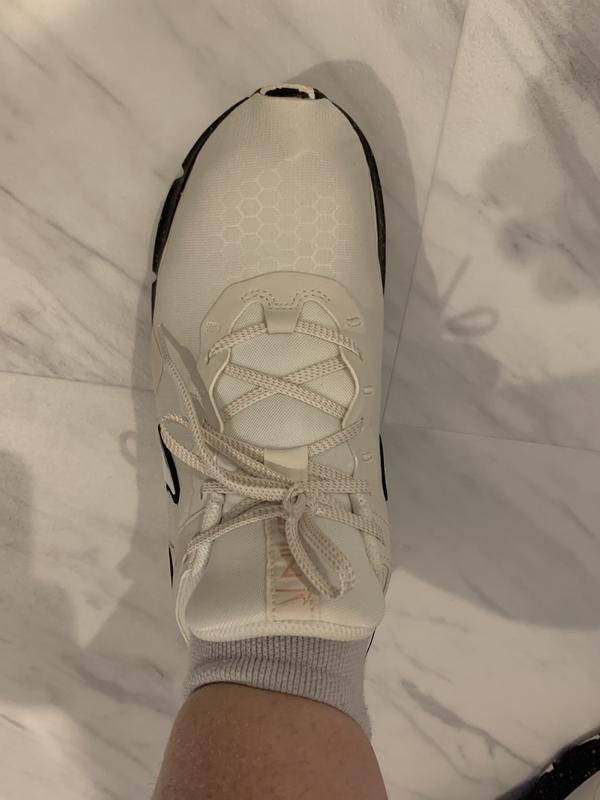 Nike Legend Essential 2 Premium Women's Training Shoes