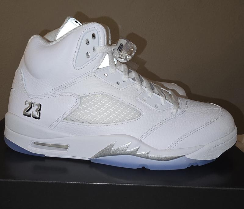 Air Jordan 5 Retro OG 'White and Metallic Silver' Basketball Shoes