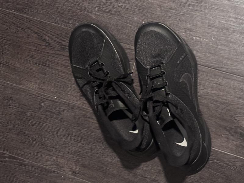 Customer photo for "Nike hybrid"