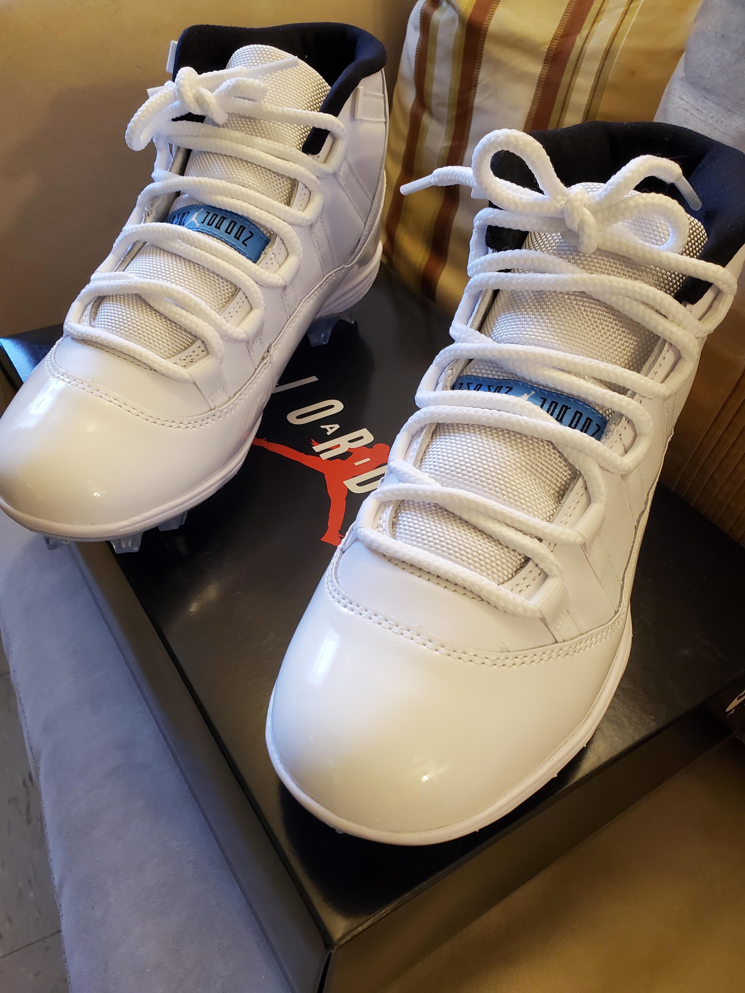 White Jordan 11 MID TD Football Cleats Mid Football Shoes Men Jordan 11 Mid TD Men main image 3