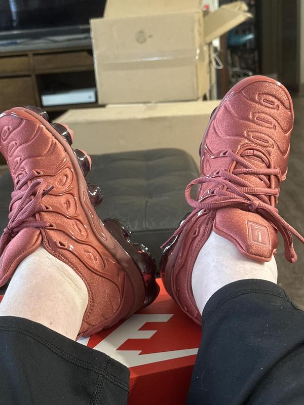 Air Vapormax Plus in Cedar/Rugged Orange