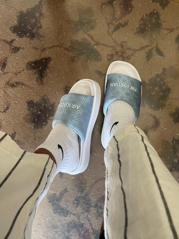 Review Thumbnail Image 0 245588286