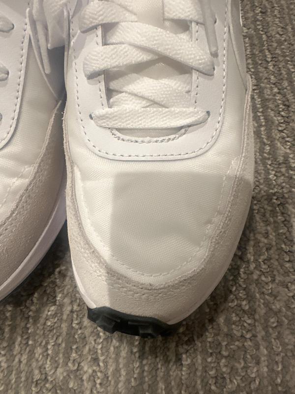 Customer photo for "Defected rubber on shoe"
