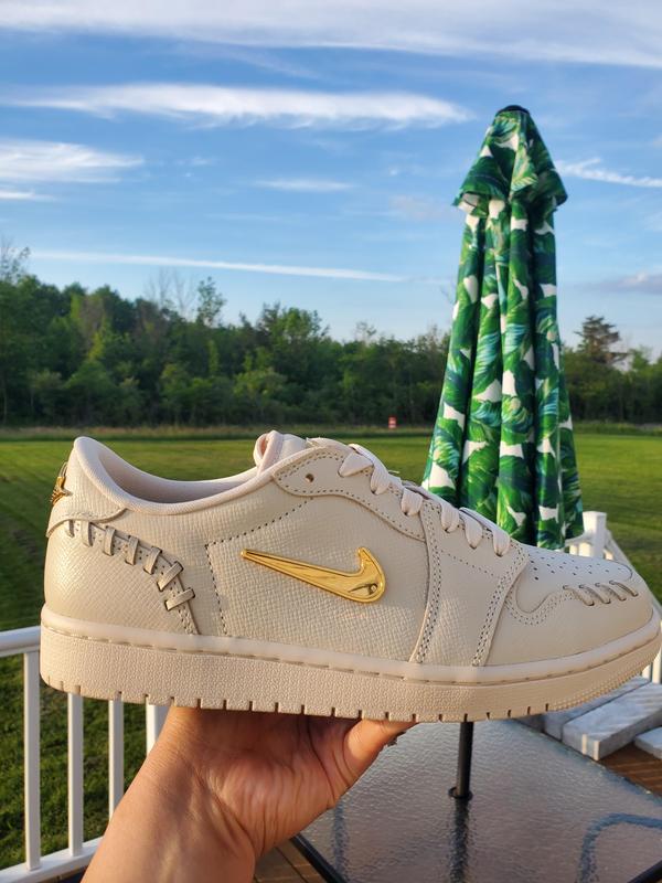 Customer photo for "Perfect pair for any outfit!"