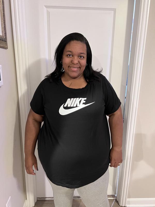 Nike Plus Size Active Sportswear Essentials Short-Sleeve