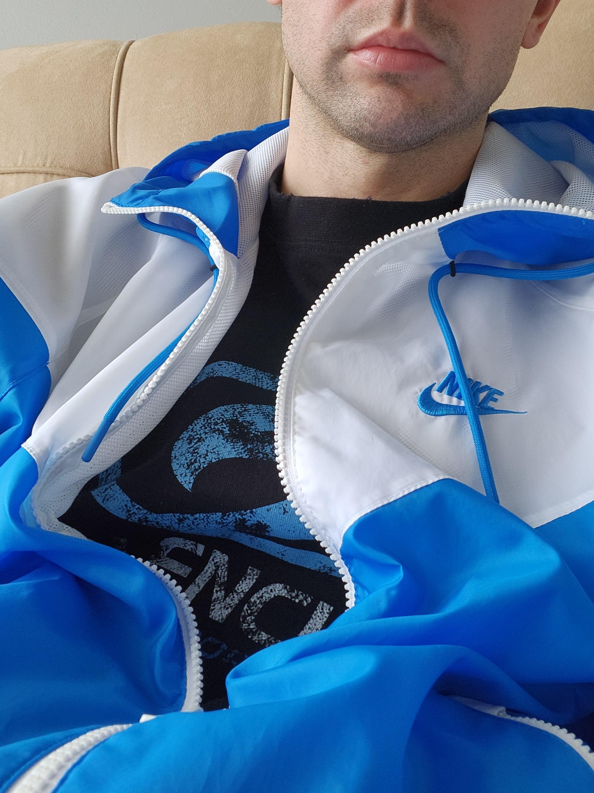 【DISCERNMENT】Gopcore Hood Windrunner Hooded jacket Nike WINDRUNNER - Top4Running.com