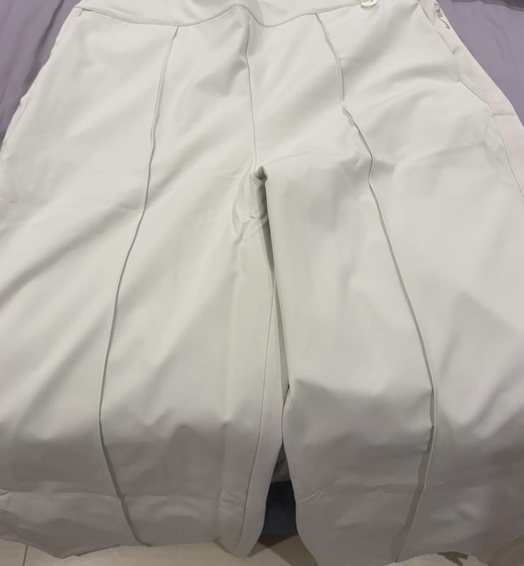 Customer photo for "Chic Pants"