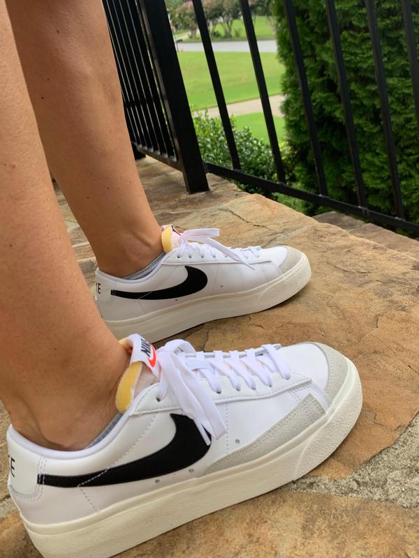 Nike blazer low white on feet online