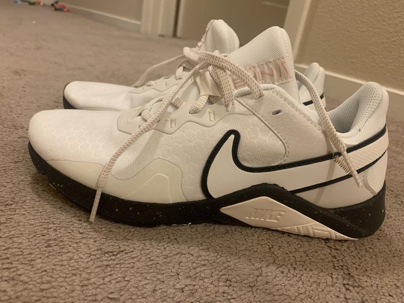 Nike Legend Essential 2 Premium Women's Training Shoes