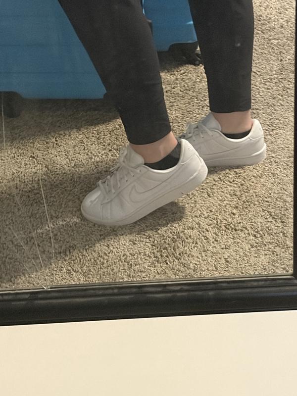 Customer photo for "Another quality Nike tennis shoe"