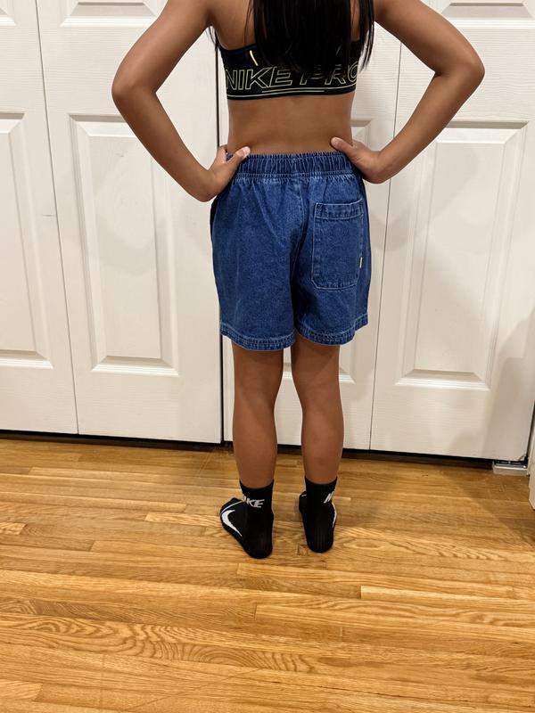 Customer photo for "Denim shorts"