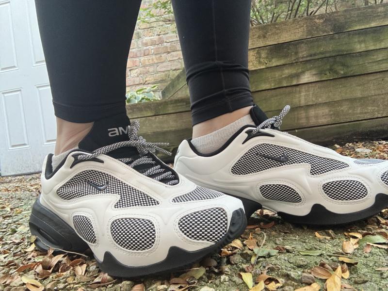Customer photo for "Futuristic shoes 👽"