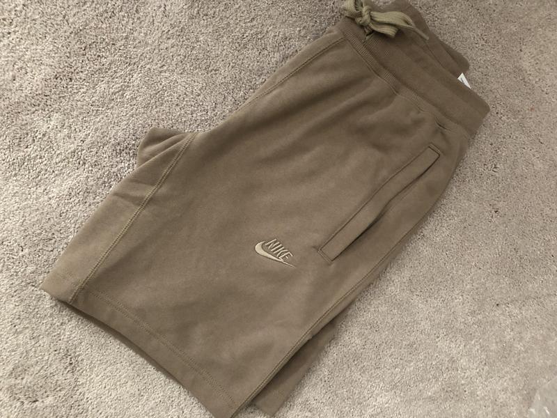 Review Thumbnail Image 0 212128545