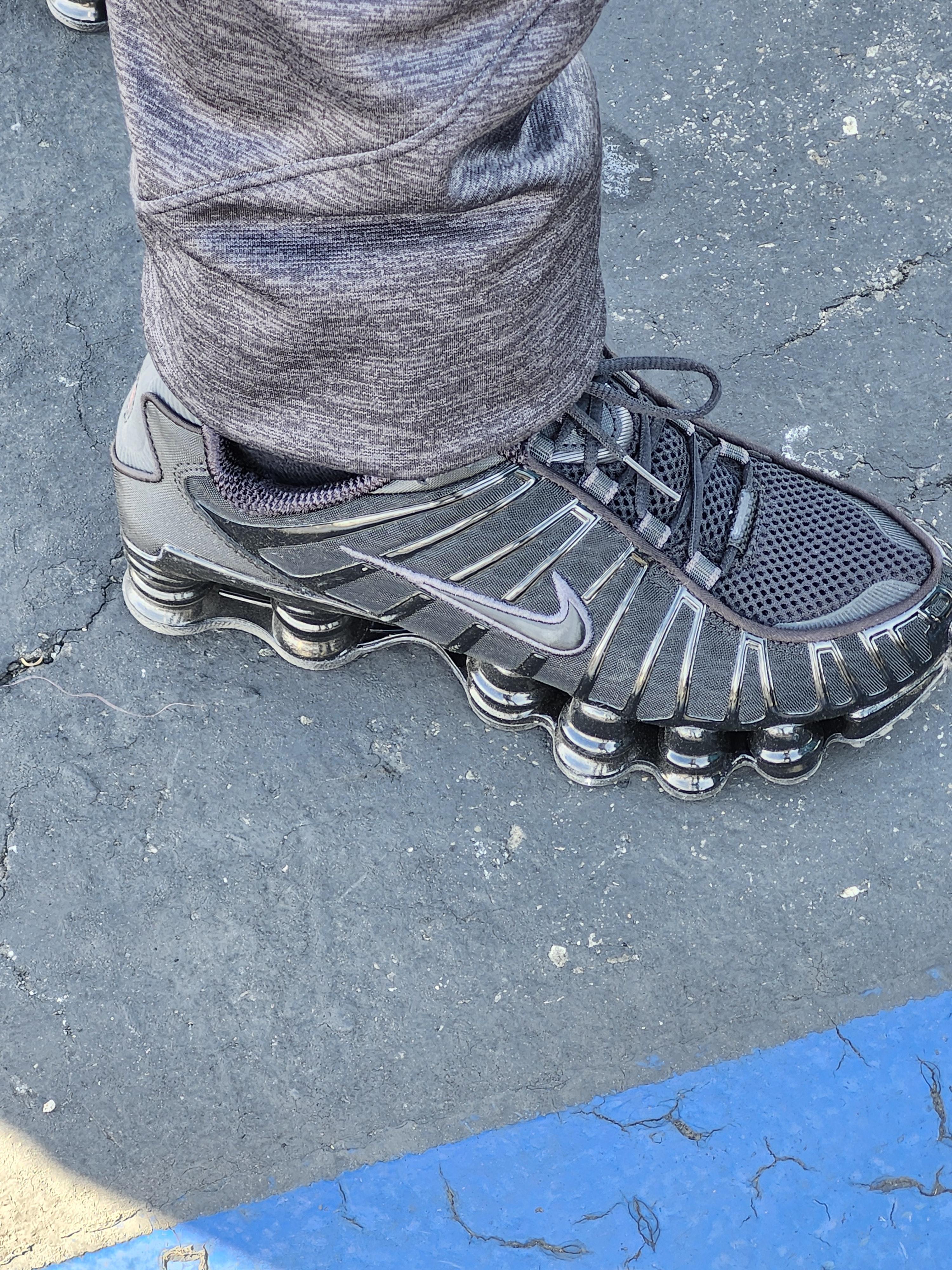 Nike Shox TL Women's Casual Low Top Shoes - Platinum