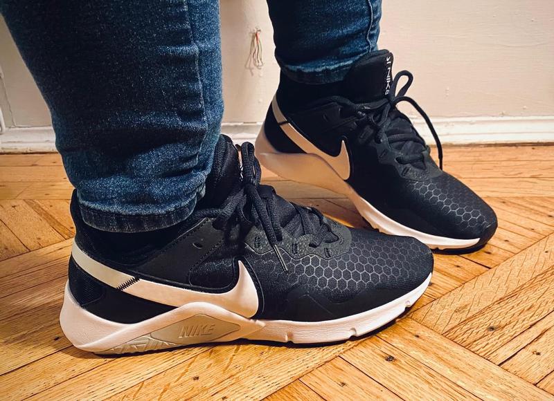 Nike Legend Essential 2