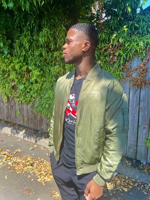 Review Thumbnail Image 0 225957996