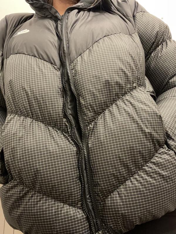 Review Thumbnail Image 0 228763376