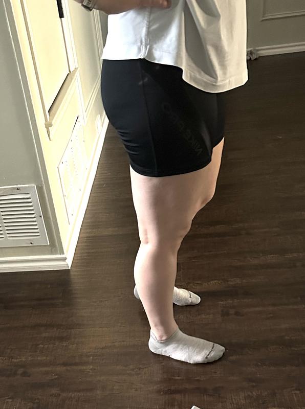 Customer photo for "THE Length for Athletic Thighs"