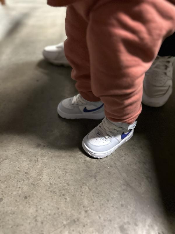 Customer photo for "Rocking"