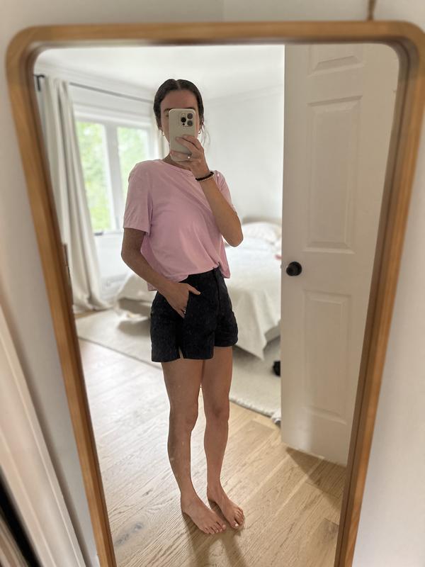 Customer photo for "High quality shorts with a caveat"