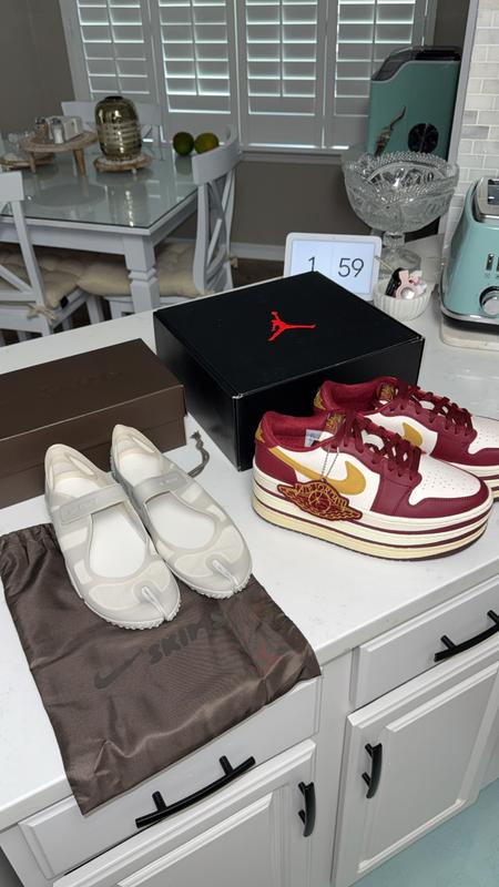 Customer photo for "Amazing Shoes!"