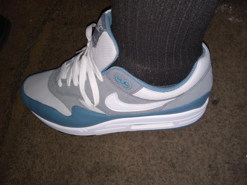 Review Thumbnail Image 0 237980061