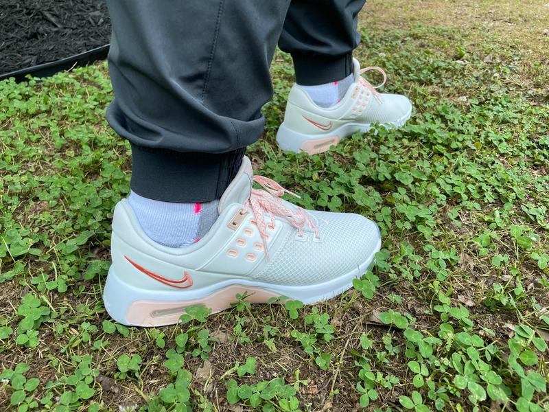 Nike Air Max Bella TR4