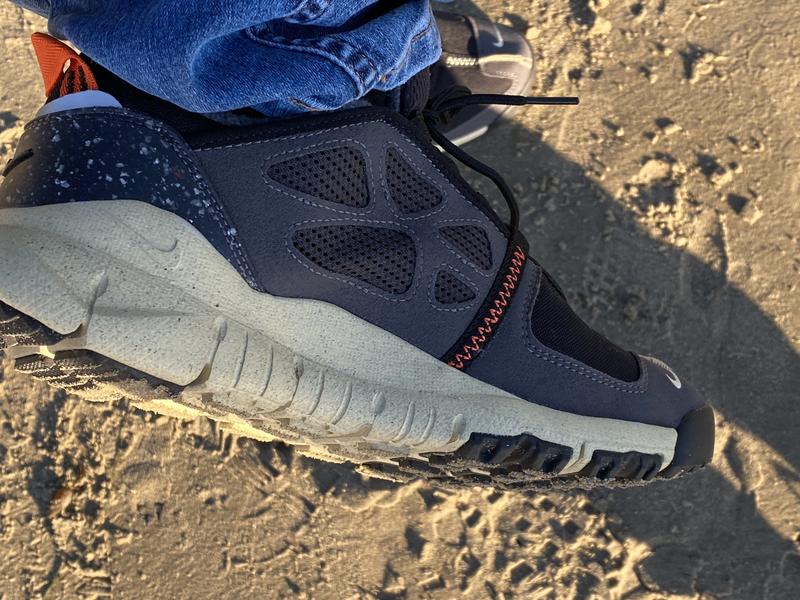 Review Thumbnail Image 0 214863836