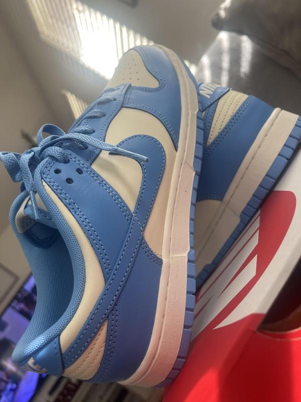 Customer photo for "Nike Dunk low retro university"