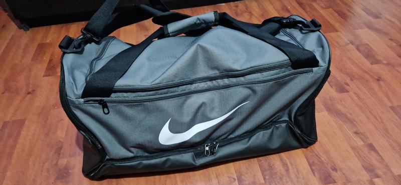 Nike Brasilia Training Medium Duffle Bag, Durable Nike Duffle Bag for –