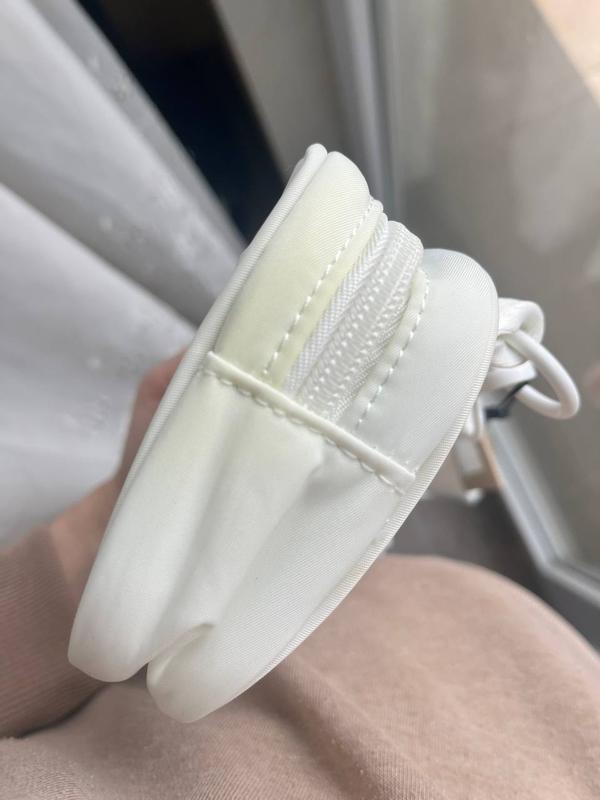 Customer carousel item 1.