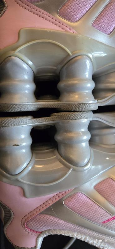 Customer photo for "Discoloration/Defect"