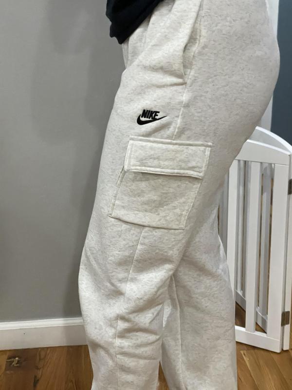 Sportswear Essentials Women's Pants