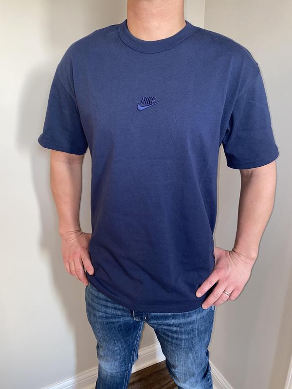 Customer photo for "An average tee shirt"