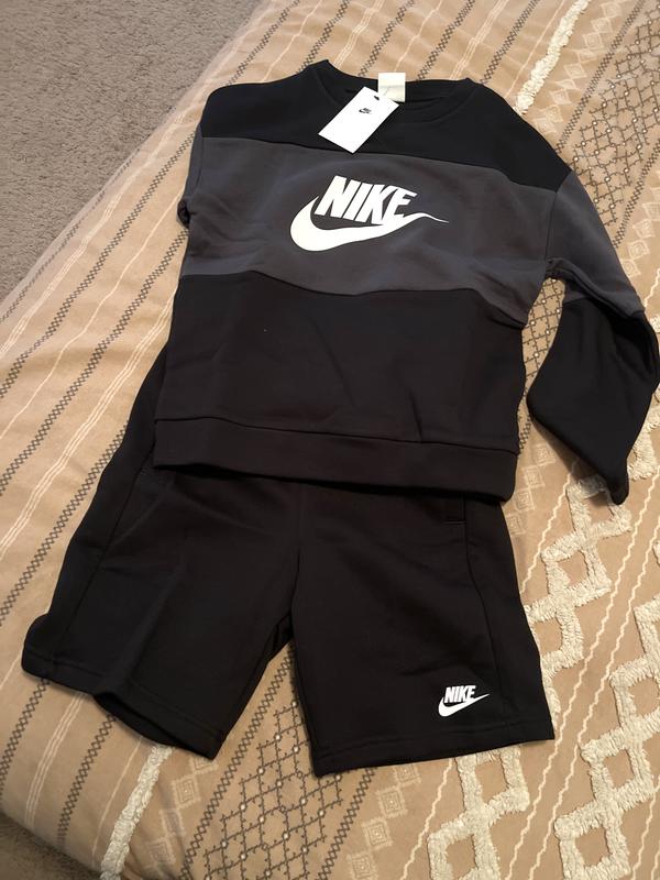 Review Thumbnail Image 0 219679715