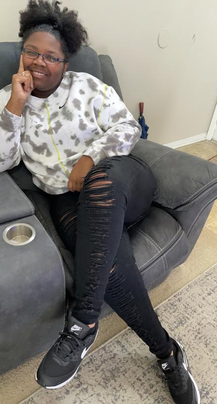 Review Thumbnail Image 0 216167793