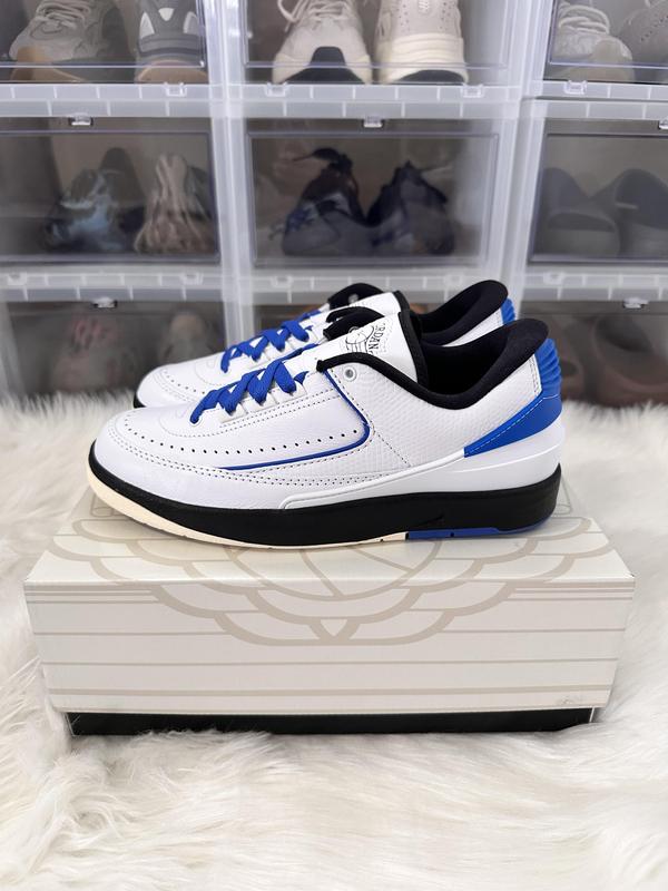 Customer photo for "Comfortable and Stylish"