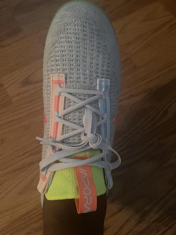 Customer carousel item 6.