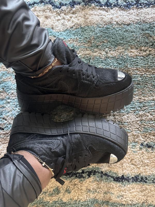 Customer photo for "Women’s Jordans go crazy"
